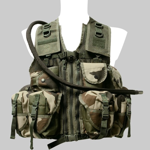 Gilet militaire d'assaut camouflage CE